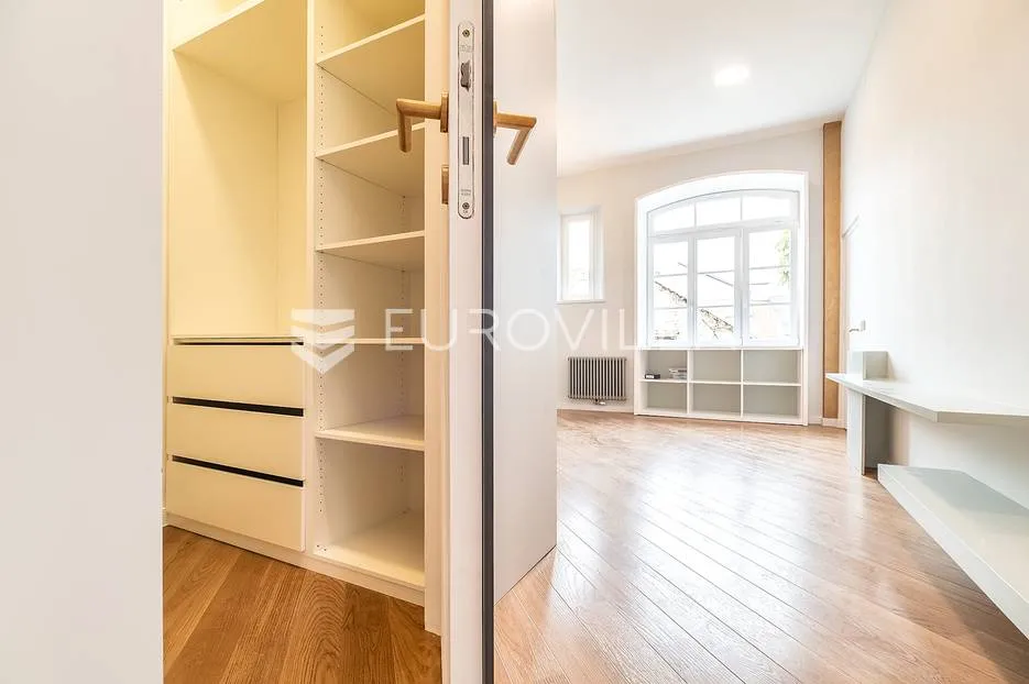 zagreb, donji grad, gundulićeva luksuzan trosoban stan 110 m2 - slika 7