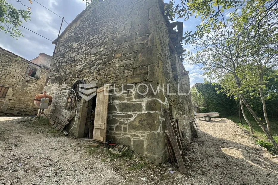 istra, gržani, kuća u nizu, štala s pogledom na butonigu, zemljište - slika 18