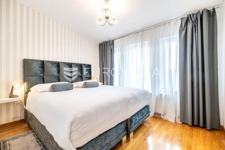 zagreb, centar, luksuzan trosoban stan za najam, 102 m² - slika 13