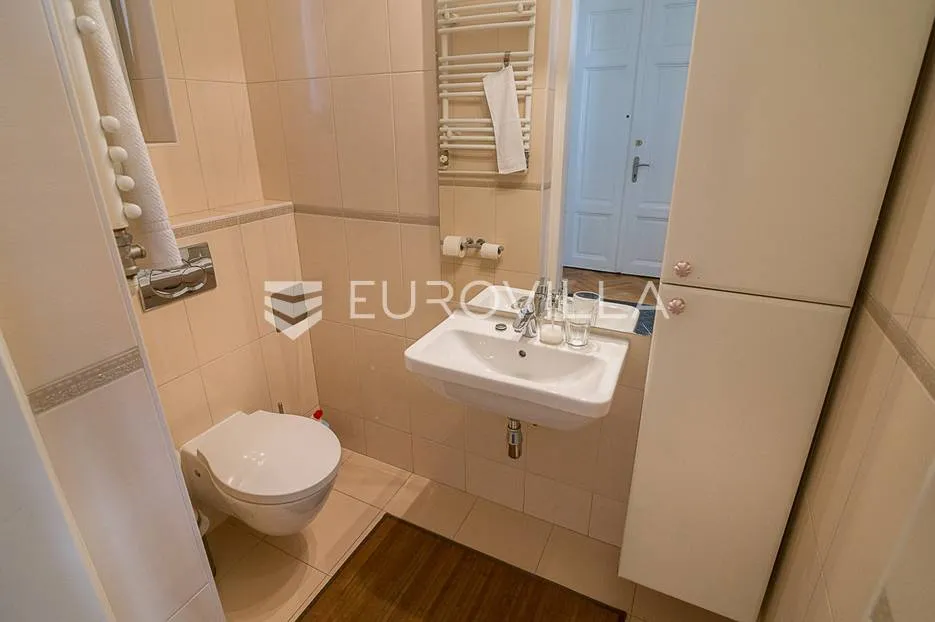 strogi centar pješačka zona trosoban stan 86 m² - slika 16