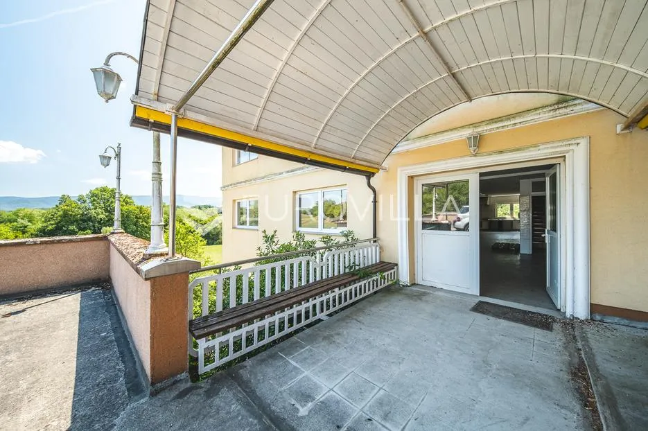 oroslavlje, stambeno poslovni objekt 1861 m² na predivnoj lokaciji - slika 22
