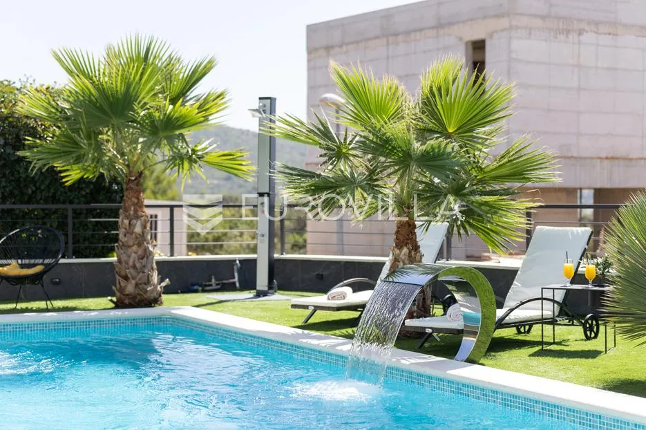 primošten, prekrasna vila s bazenom i pogledom na more, 311,56 m² - slika 41