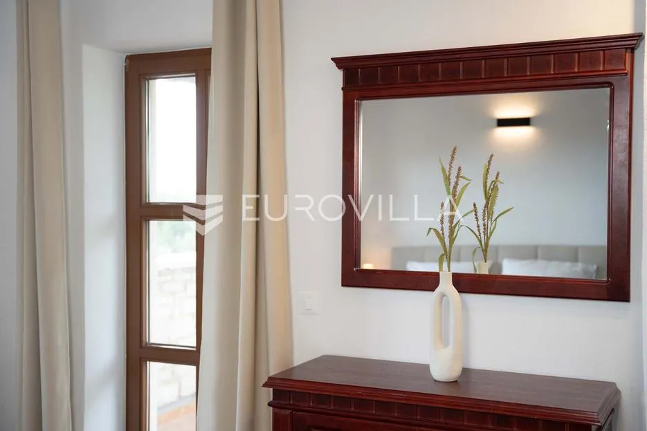 istra, sveti lovreč, kamena vila 269 m2 s bazenom, velikim vrtom i pogledom na more - slika 6