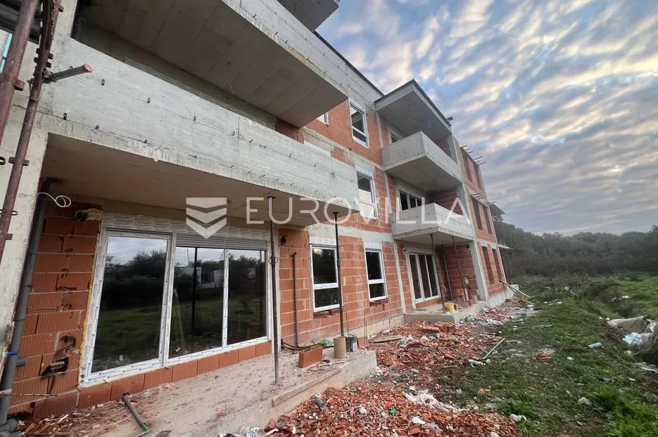 istra, medulin stan u izgradnji 800m od mora - slika 3