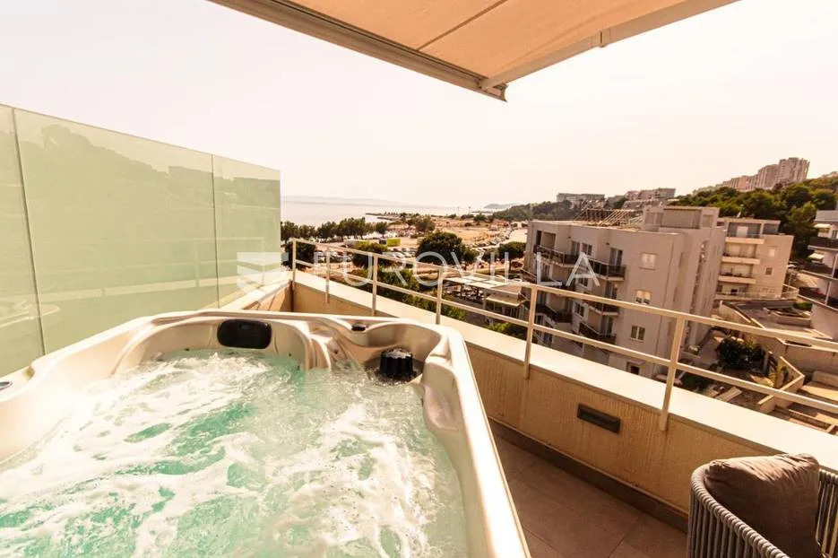 split, žnjan, luksuzno uređen dvosoban stan s jacuzzijem - slika 18