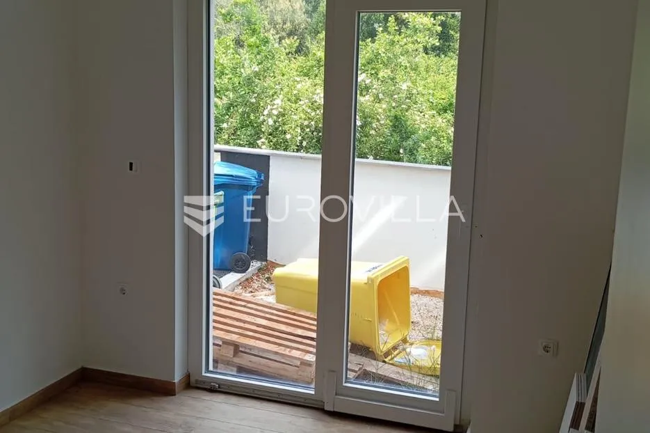 istra, medulin, dvosobni stan s vrtom u novogradnji, uporabna dozvola - slika 9