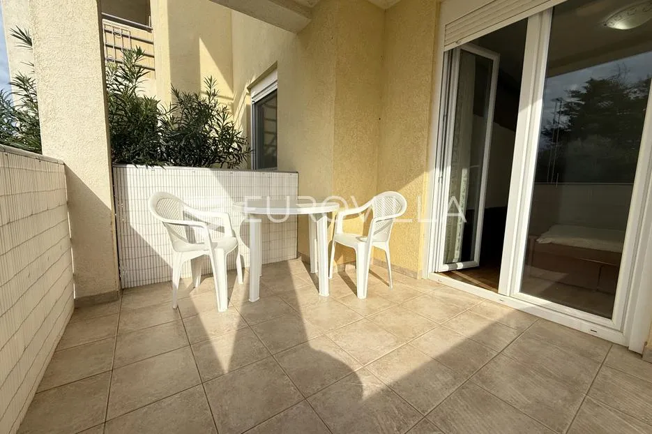 fažana, valbandon, dugoročni najam trosobnog stana u prizemlju s dvije terase, 56.18 m² - slika 13
