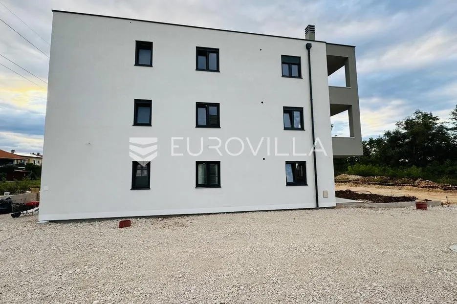 istra, umag, novogradnja, stan na prvom katu 64,54 m² - slika 11