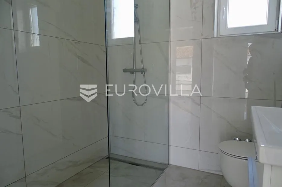 malinska, miholjice, obiteljska villa, 153,53 m², s bazenom i pogledom na more - slika 8