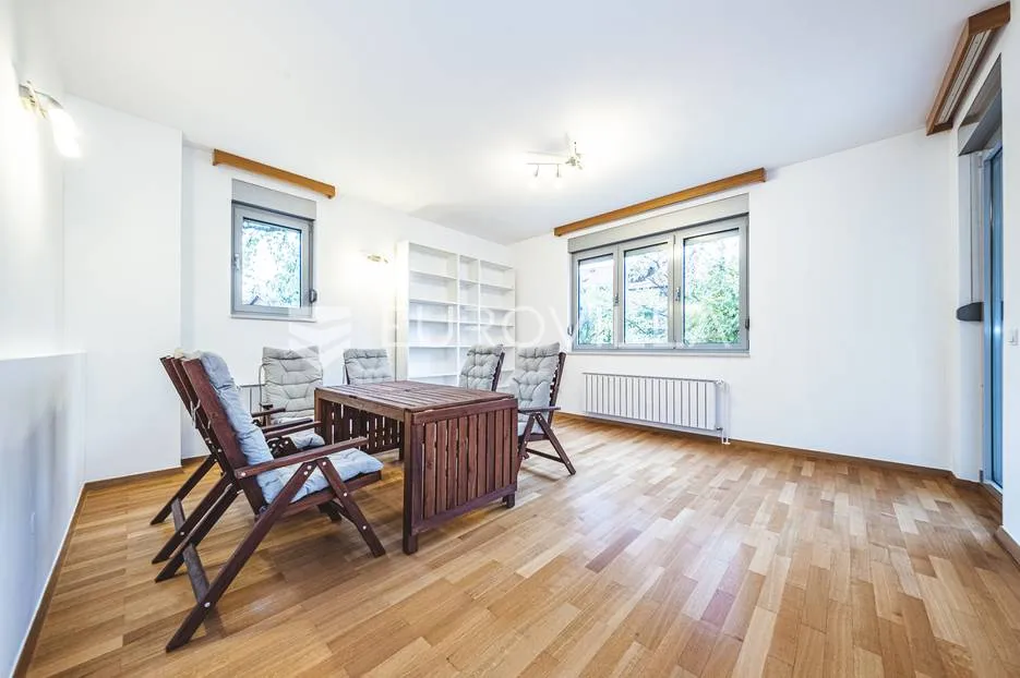 zagreb, jordanovac, prekrasan peterosoban stan 230 m2 s garažom i parkirnim mjestom - slika 8