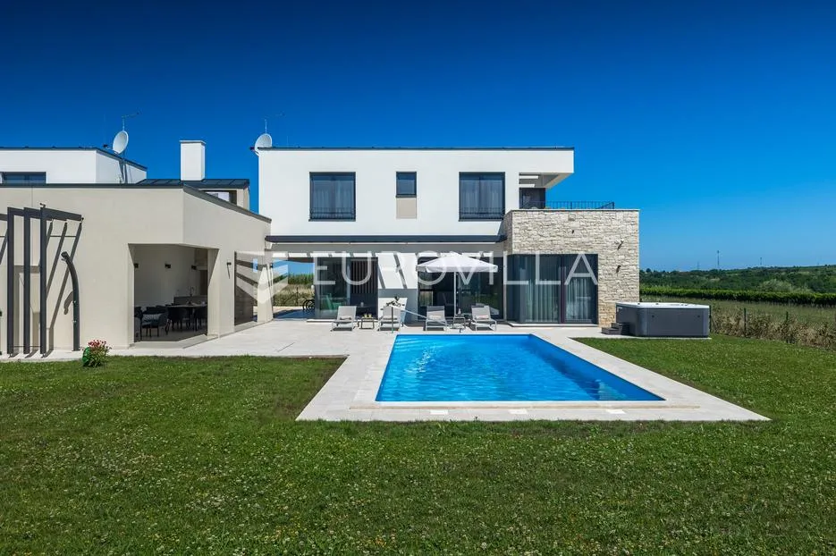 istra, brtonigla, moderna vila s bazenom i jacuzzijem - slika 6