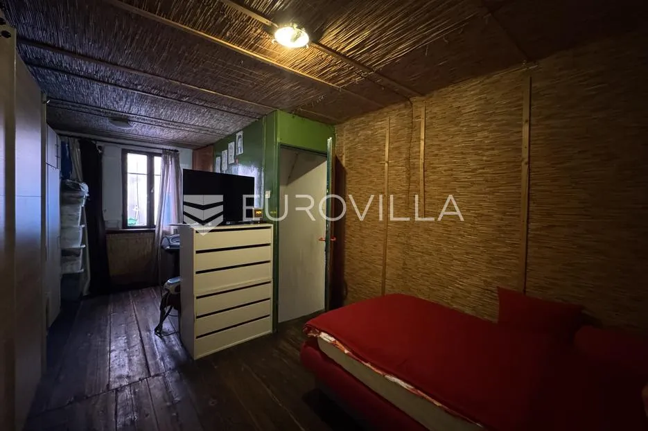 istra, rovinj, kamena kuća 100m2 na 3 etaže na 30 metara od mora - slika 15