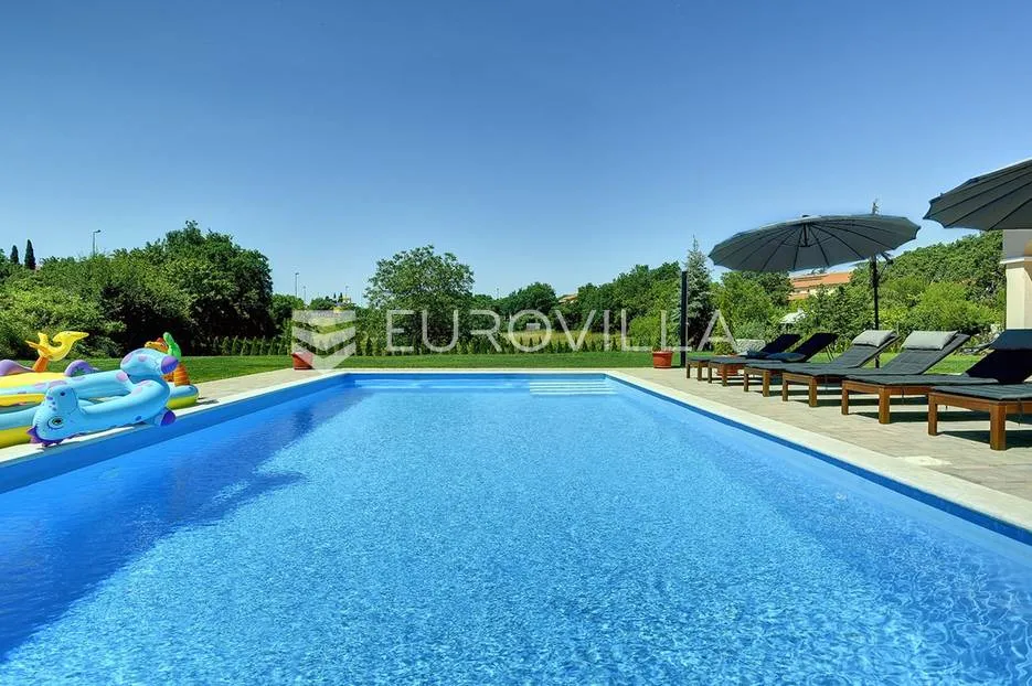 istra, rovinjsko selo, kuća za odmor površine 400 m2 - slika 6