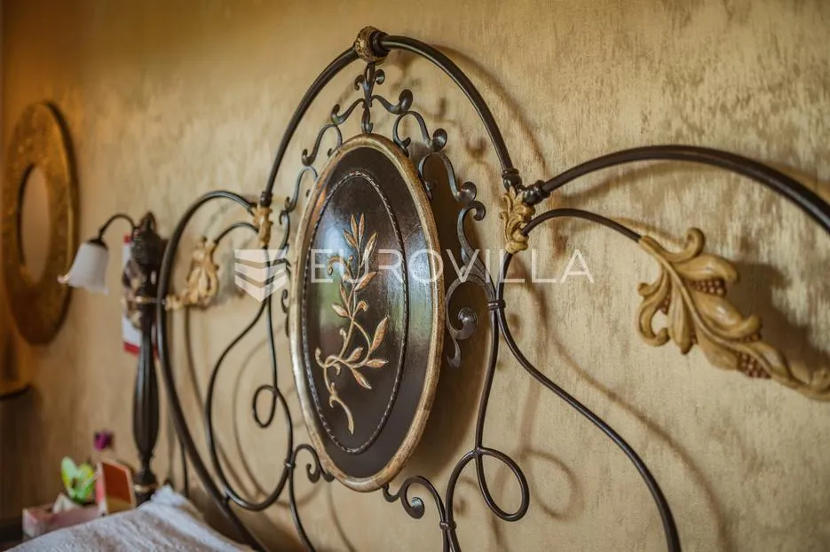 istra, šorići, luksuzna kamena kuća, 388 m², s bazenom i građevinskim zemljištem 4621 m² - slika 54