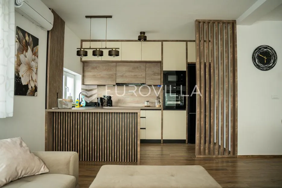 vukovar, mitnica, luksuzan četverosoban stan 102,06 m² - slika 3