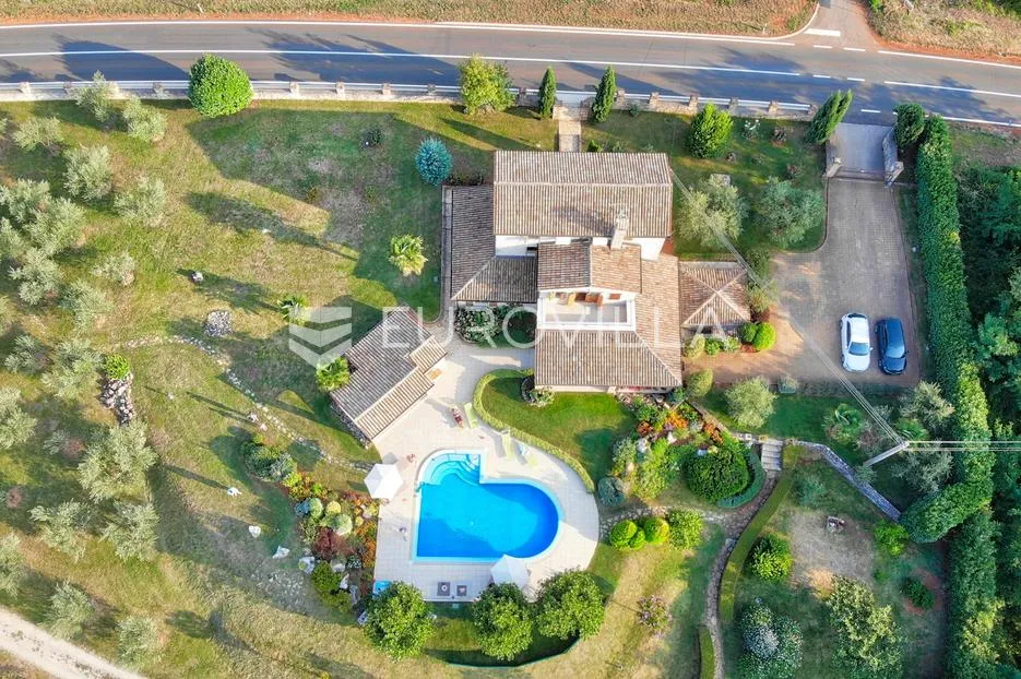istra, višnjan, jedinstvena vila za one koji traže mir, prostor i ekskluzivu - slika 2