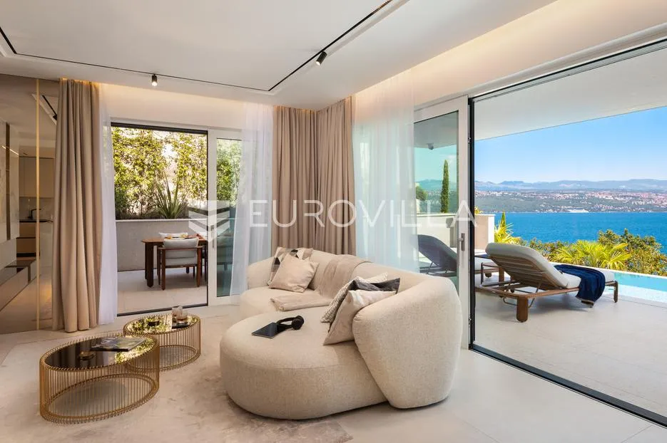 opatija, luksuzan četverosoban stan s privatnim bazenom 220,92 m² - slika 2