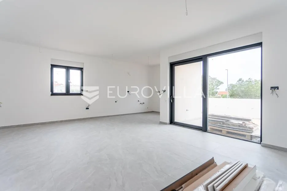 vodice, prostran trosoban stan, 125,82 m² - slika 4