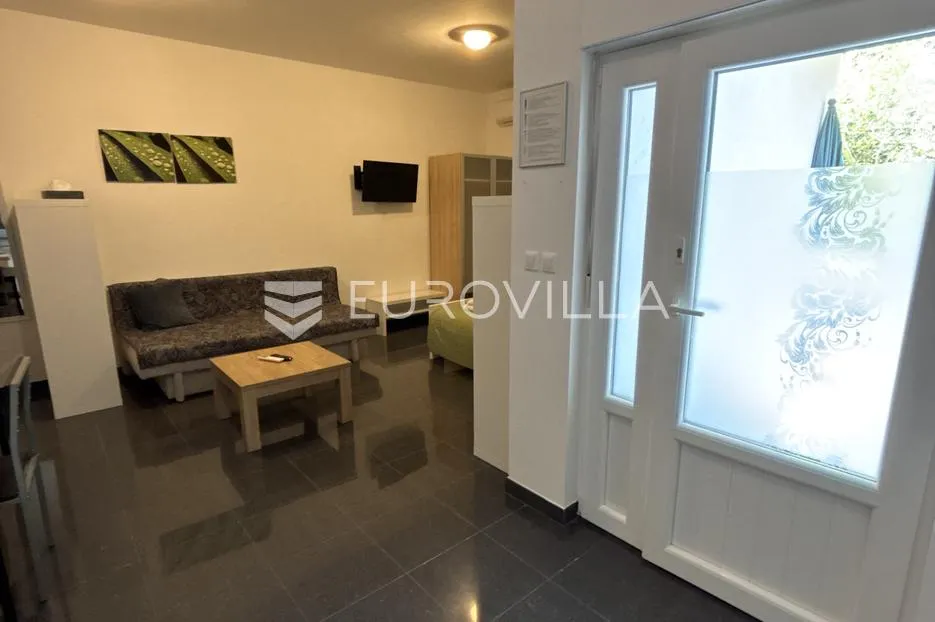 medulin, apartmanska kuća sa sedam stanova na mirnoj lokaciji - slika 20