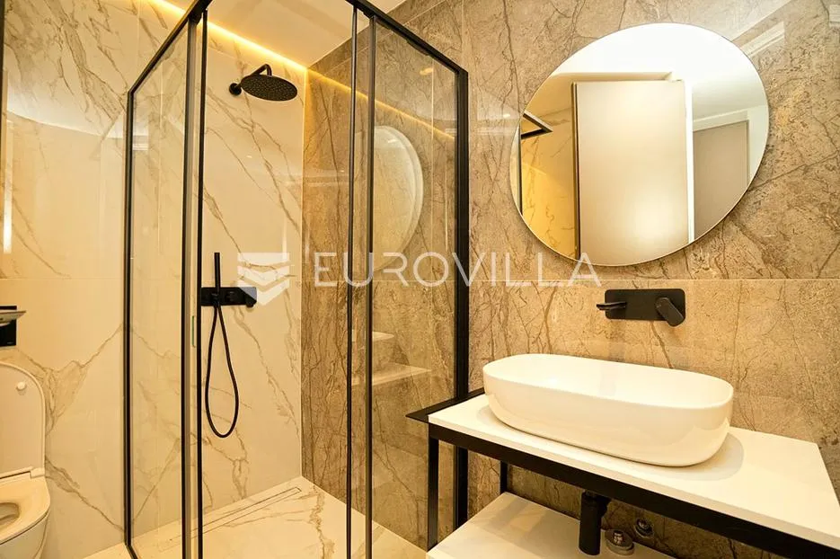 opatija, luksuzan stan na vrhunskoj lokaciji 140 m² - slika 10