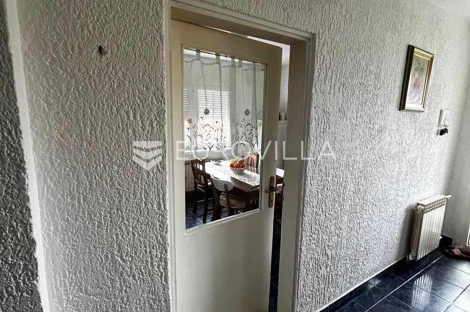 vukovar, sotin, kuća s poslovnim prostorom i velikom parcelom 3.675 m² - slika 5