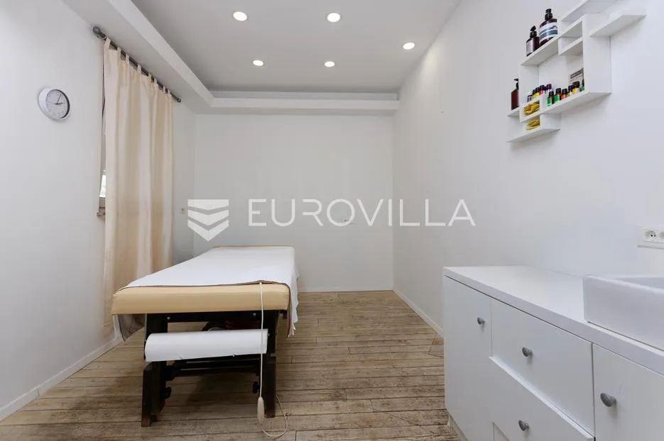 opatija, volosko, reprezentativan poslovni prostor, terasa 100 m² - slika 23