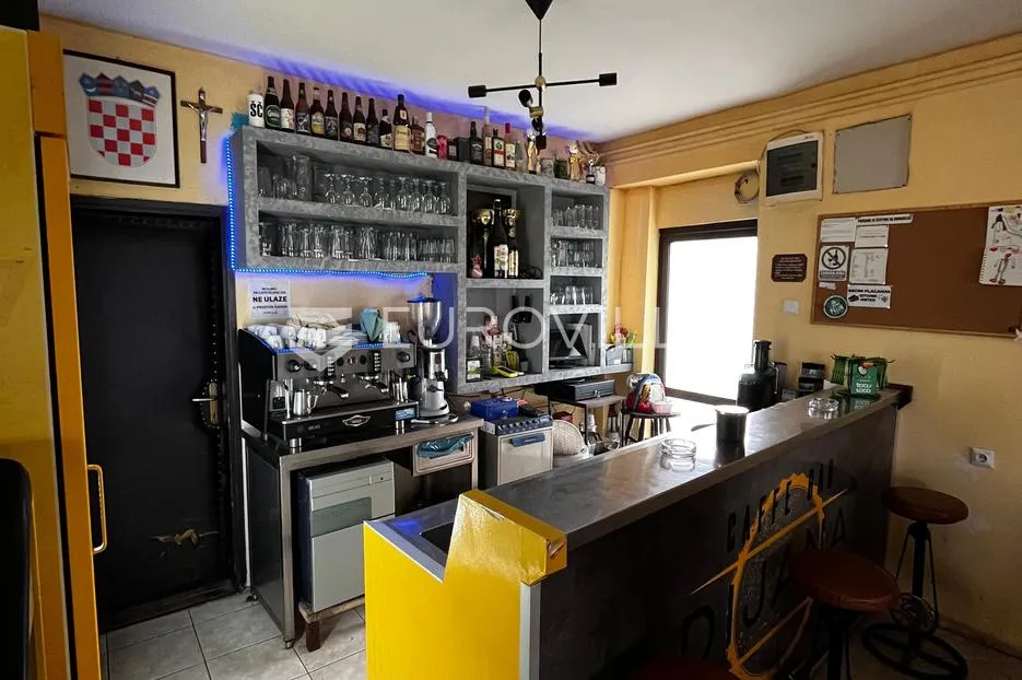 vukovar, sotin, kuća s poslovnim prostorom i velikom parcelom 3.675 m² - slika 22
