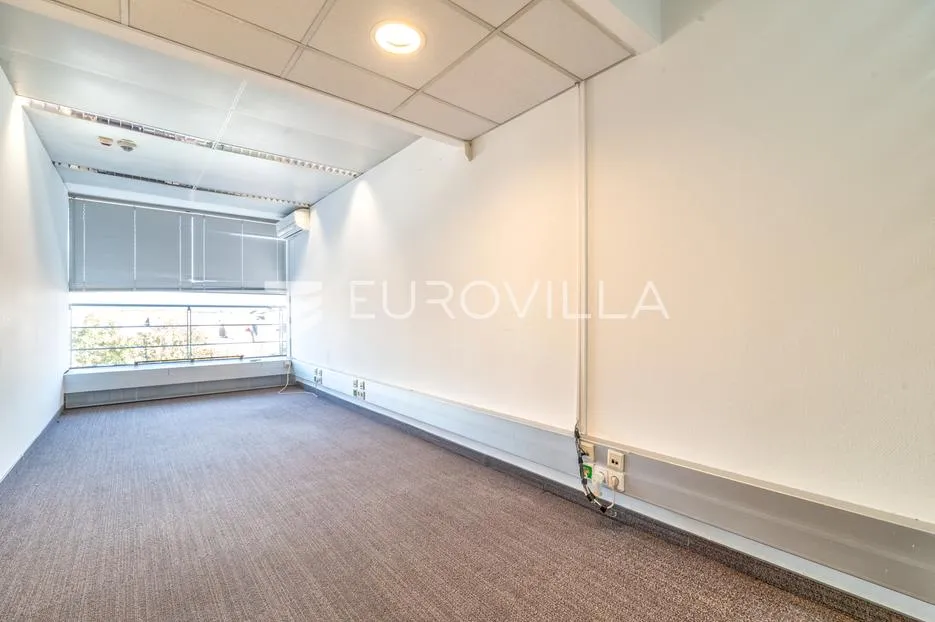 zagreb, donji grad, poslovna zgrada nkp 2463 m2 u strogom centru grada - slika 11