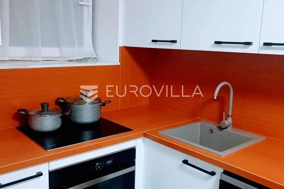 renovirana kamena kuća u okolici pule - slika 18