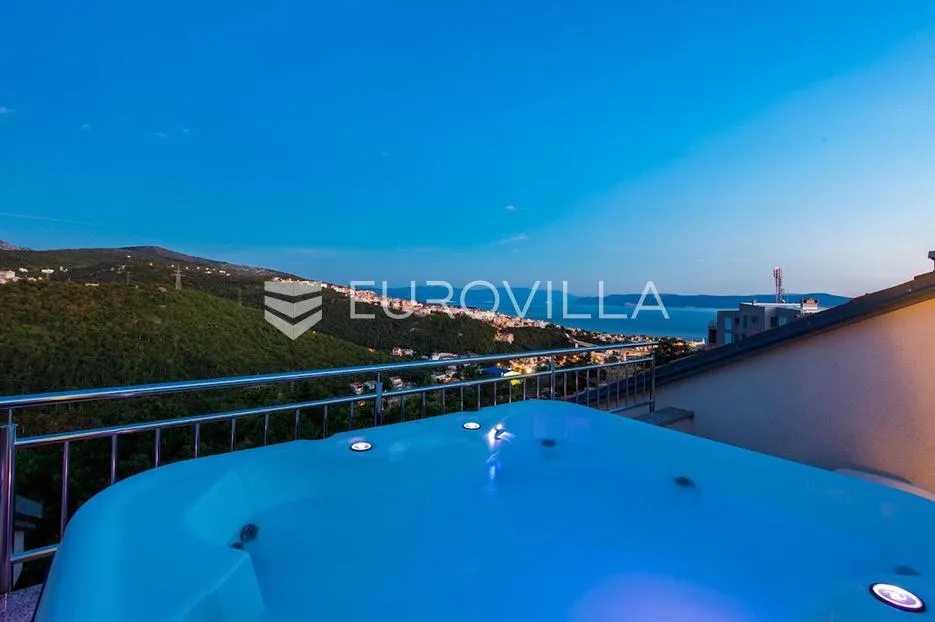 crikvenica, eksluzivni četverosbni penthouse nkp 145 m2 s parkingom - slika 20