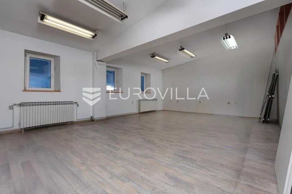 kukuljanovo, industrijski kompleks s dvije hale, zemljište 4,435 m² - slika 18