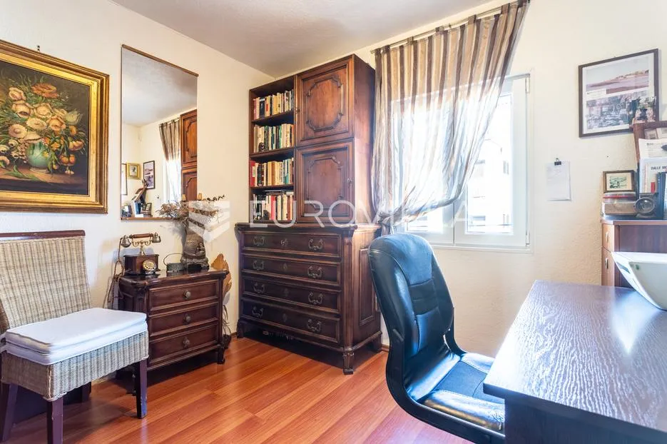 šibenik, brodarica, kuća sa velikim dvorištem 247,2 m² - slika 4