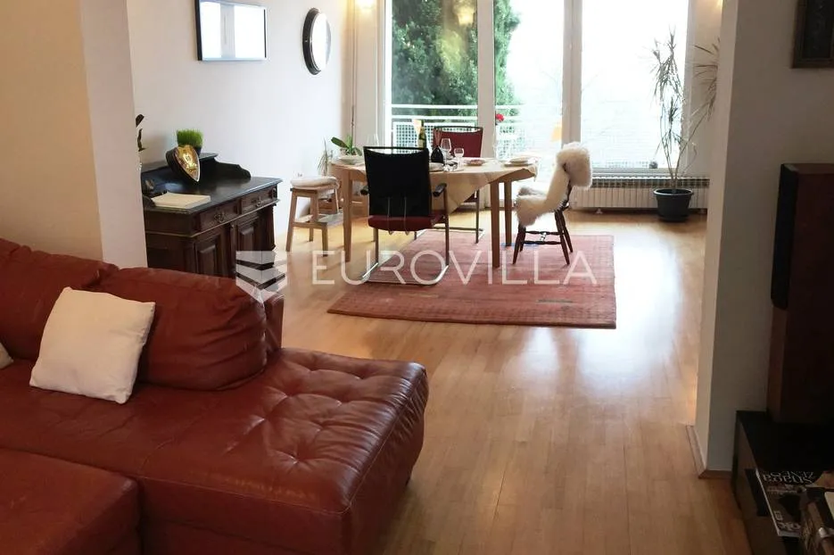zagreb, gračani, predivna kuća od 289,18 m2 - slika 12