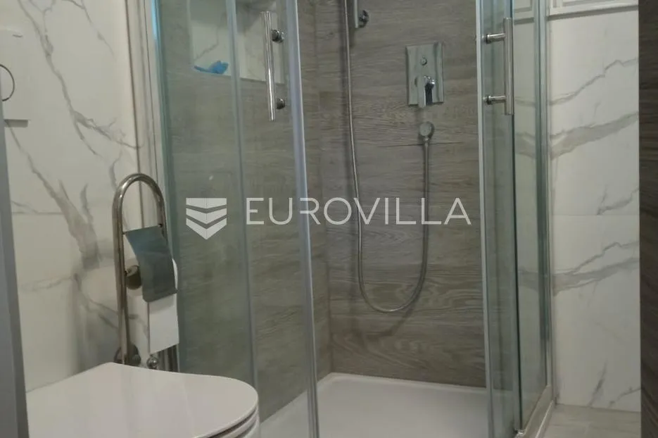 istra, vabriga, dvosoban uređen stan 65 m² - slika 5