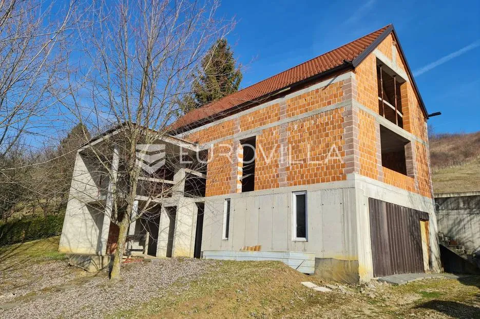 sveta nedelja, srebrnjak, roh bau vila nkp 400 m2 na zemljištu 4852 m2 - slika 22