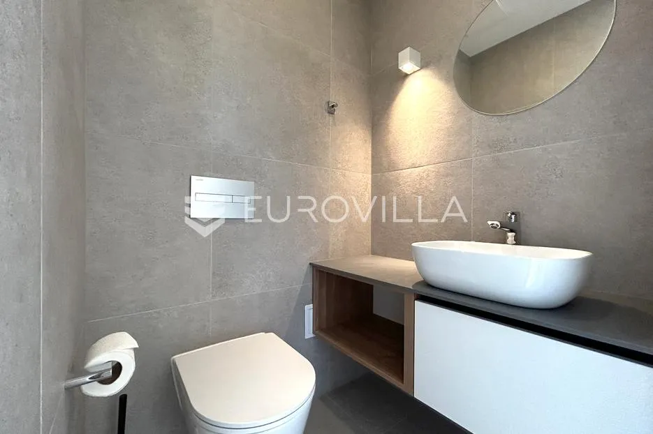 hvar, apartmanska vila sa pet uređenih apartmana - slika 30
