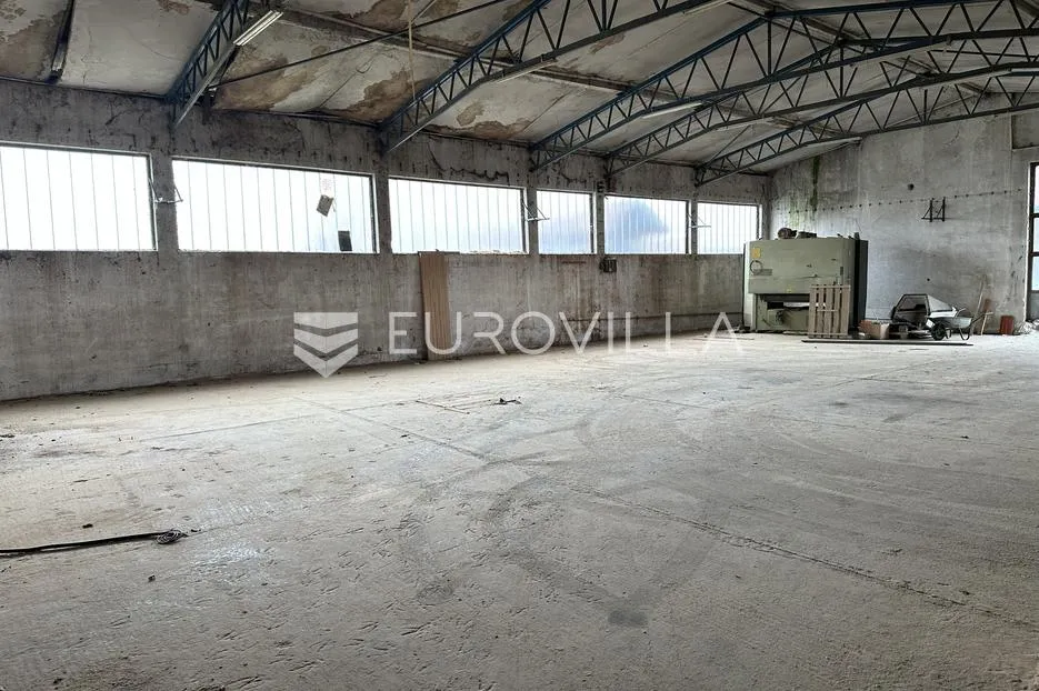 požega, alaginci, prostrana hala od 650 m² - slika 4