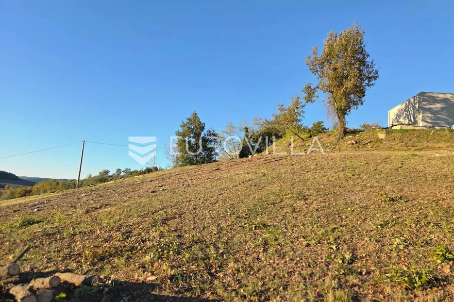 istra, motovun, građevinsko zemljište + poljoprivredno zemljište - slika 25