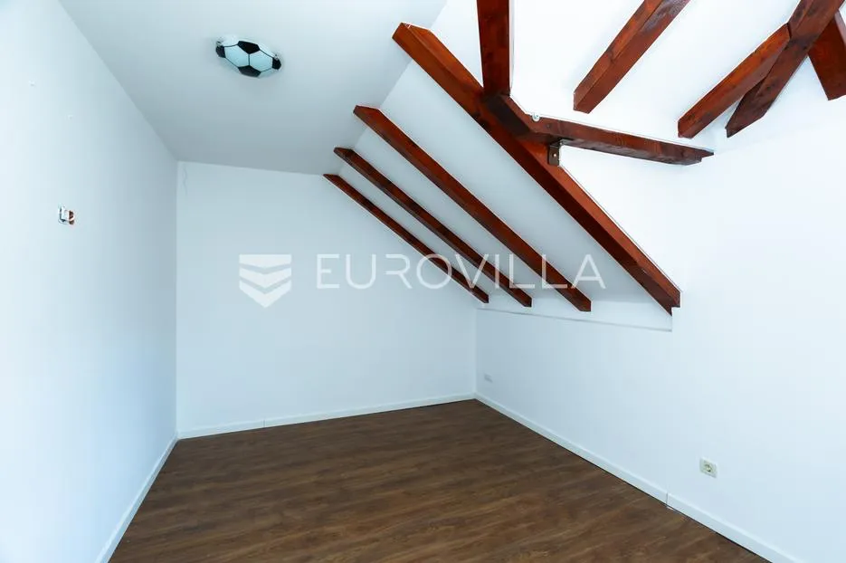 konavle, gruda, šarmantna kamena kuća s poslovnim potencijalom - slika 13