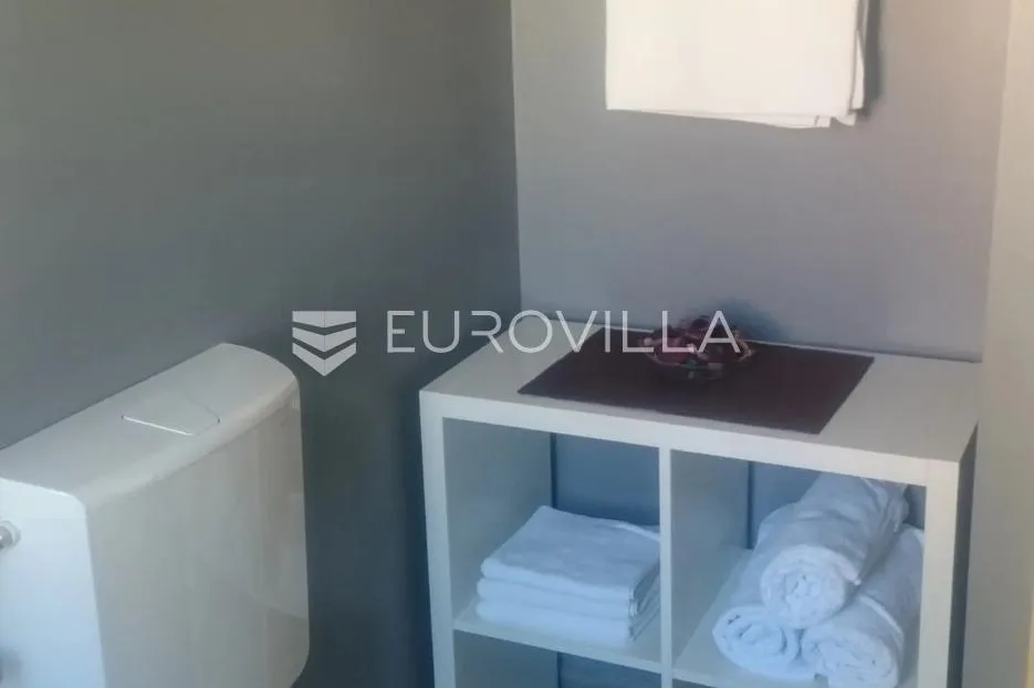 istra, premantura, vezana kuća s dva stana na odličnoj lokaciji, 90 m², uređeno - slika 18