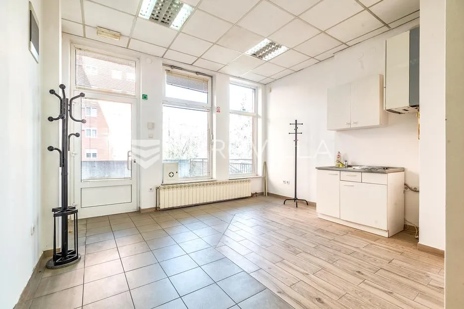 Zagreb, Trešnjevka, poslovni prostor 58 m²