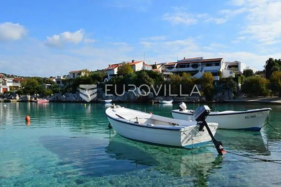 Rogoznica, Kanica, kuća za prodaju u blizini mora