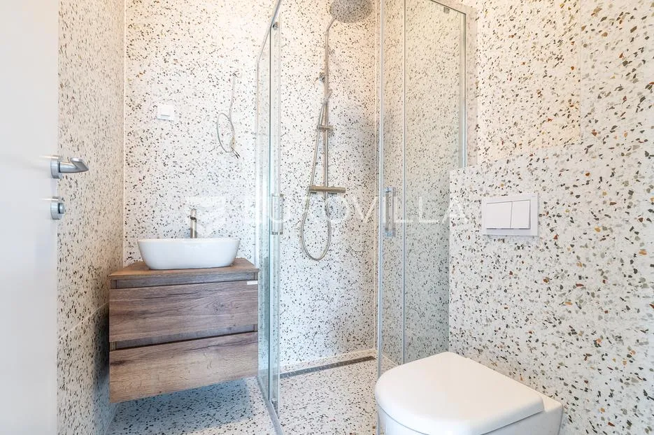 velika gorica, prekrasan četverosoban stan 115 m² - slika 9
