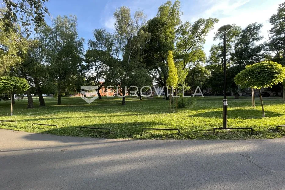 osijek, gornji grad, najam uređenog trosobnog stana s garažnim parkirnim mjestom - slika 16