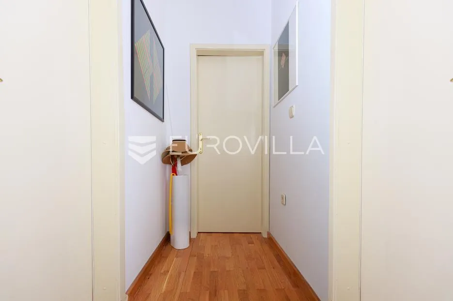 lovran, centar, prekrasan dvosoban stan 44 m², panoramski pogled na more - slika 11