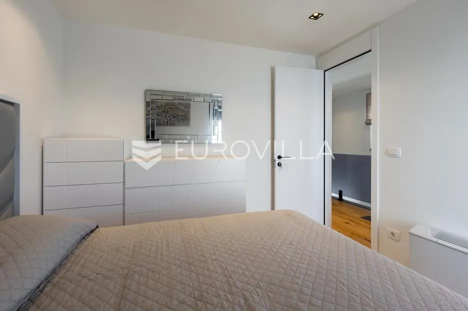 istra, poreč, najam kuće 116 m² s jacuzzijem i vrtom na super lokaciji s pogledom na more - slika 15