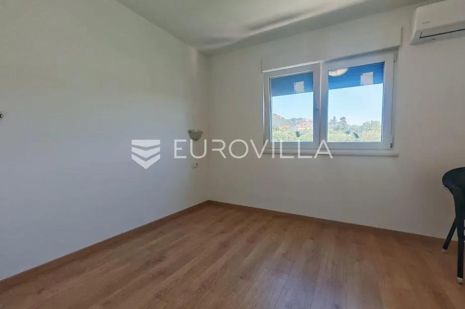 rab, banjol, dvosoban stan u novogradnji u blizini mora na dvije etaže - slika 3