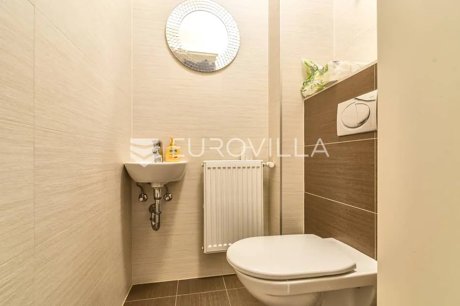 slovenska ulica, trosoban stan s terasom i garažom 106 m² - slika 14