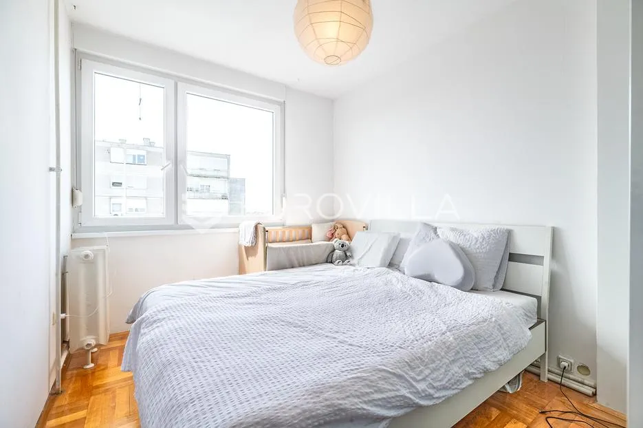 zagreb, heinzelova, prekrasan dvosoban stan 44 m² - slika 4