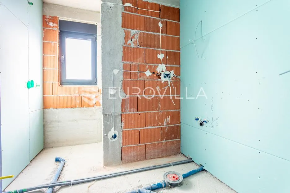 primošten, trojna vila s prekrasnim pogledom na more - slika 17
